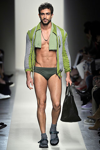 Bottega Veneta / - 2011